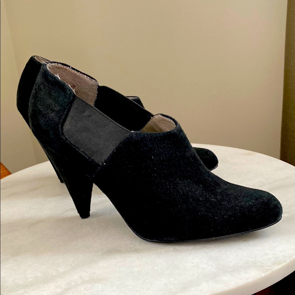 Faux Suede Black Women's Heel Ankle Booties - Size 7